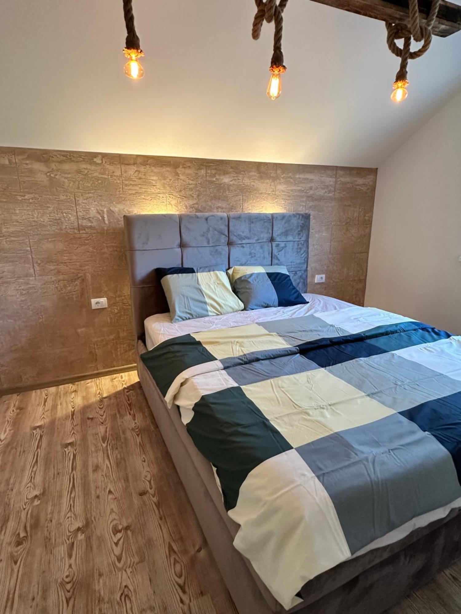 Rustic Luxury Drina Drlace *