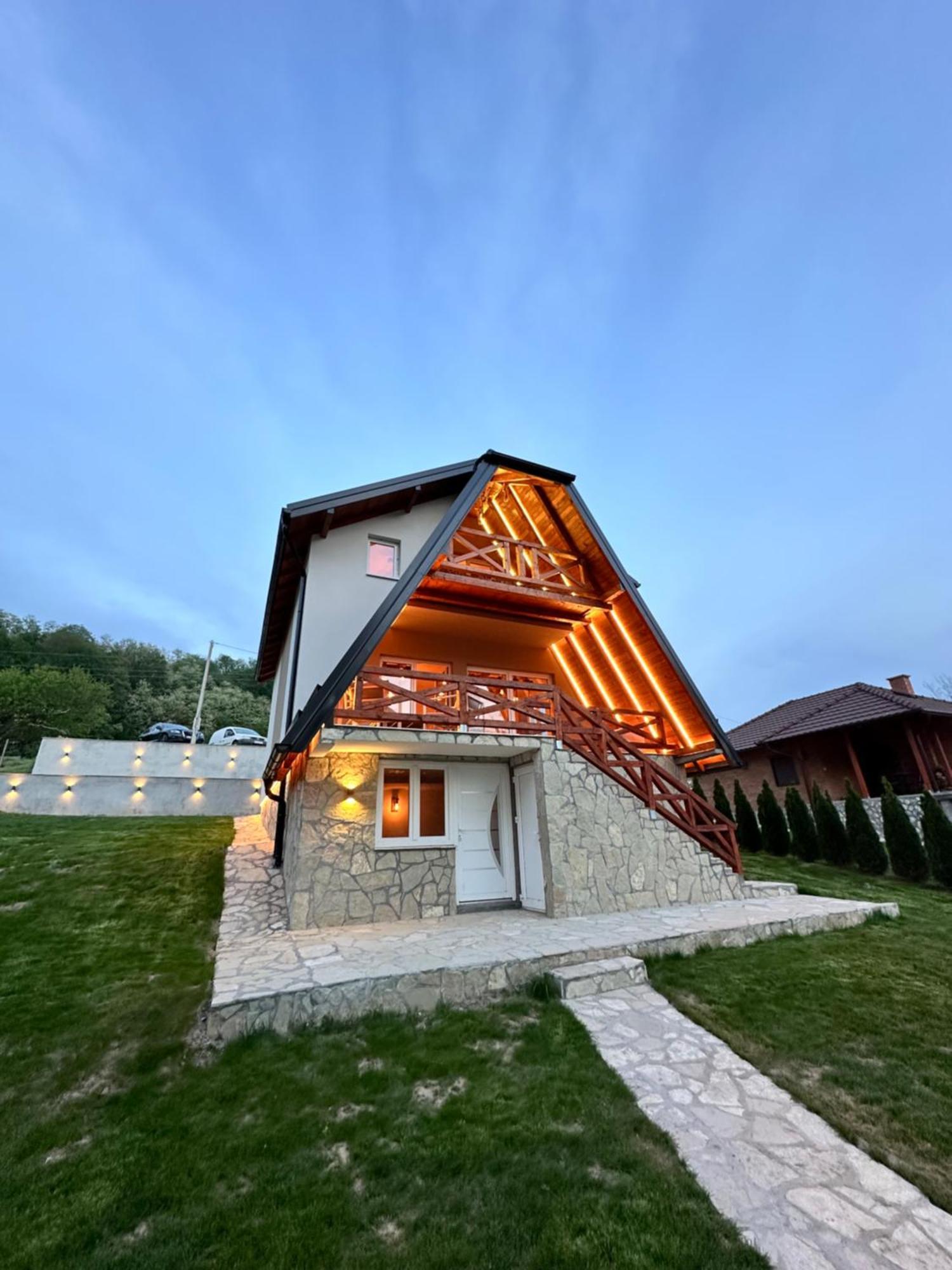 Rustic Luxury Drina Drlace Vilă